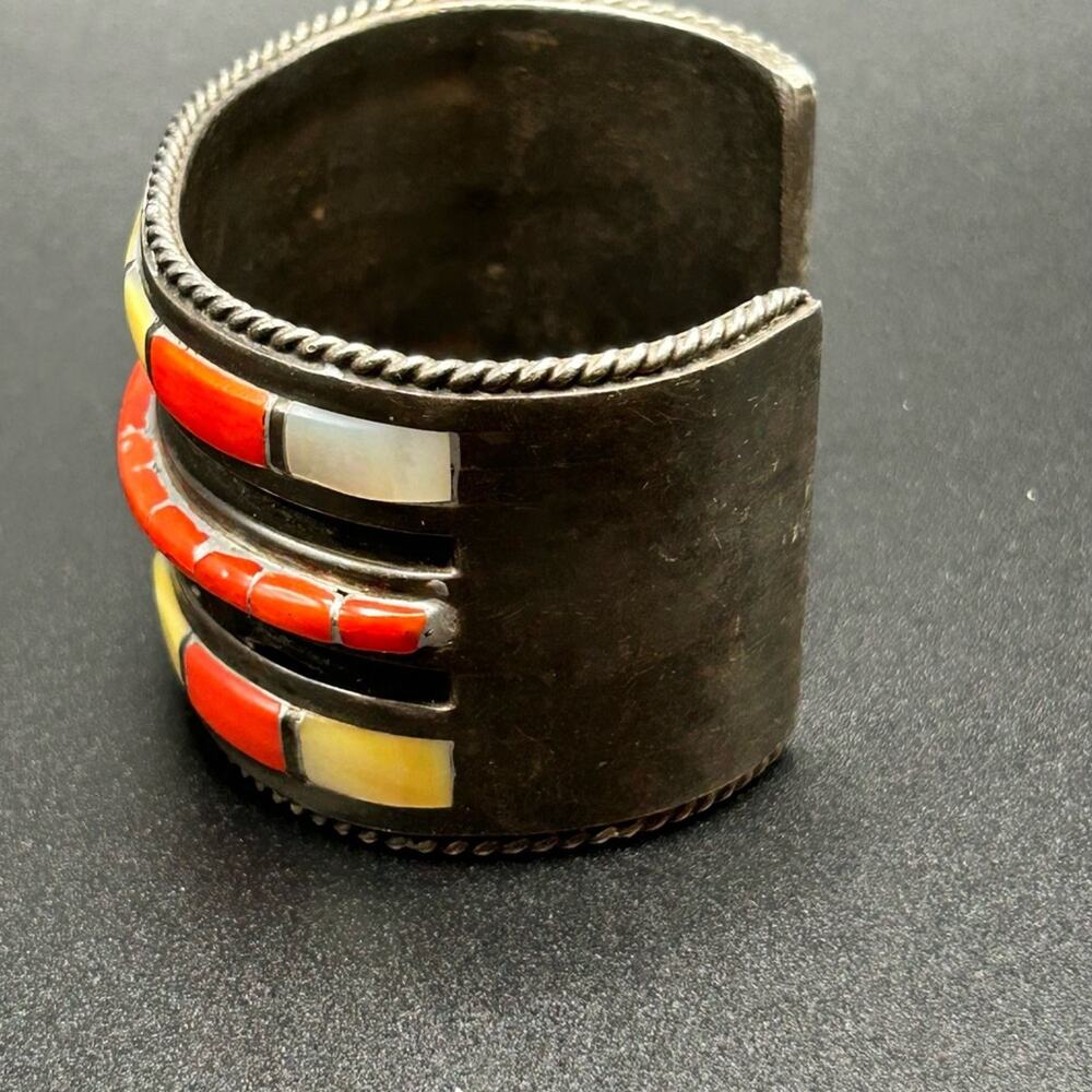 925 Sterling silver coral MOP inlay cuff bracelet #396 Native American Zuni 125g - Picture 5 of 16